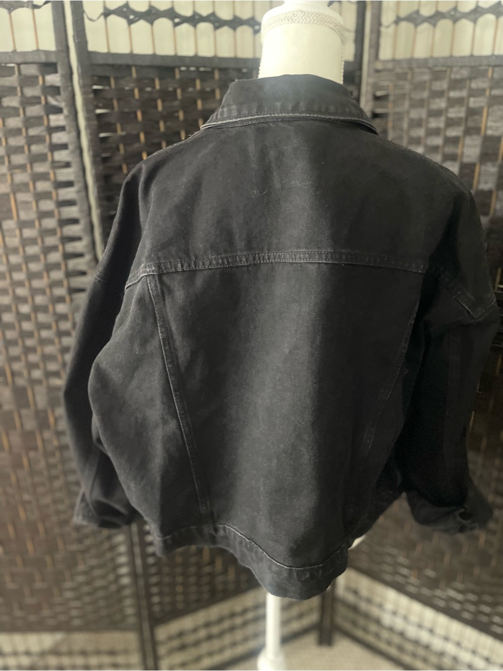 Old Navy Black Washed Denim Jacket - Picture 3 of 4